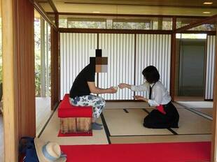 【馬場花木園】茶道体験教室が開催されました。