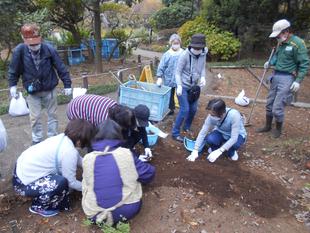 園芸講座が開催されました。