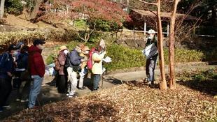 園内ガイドが開催されました。