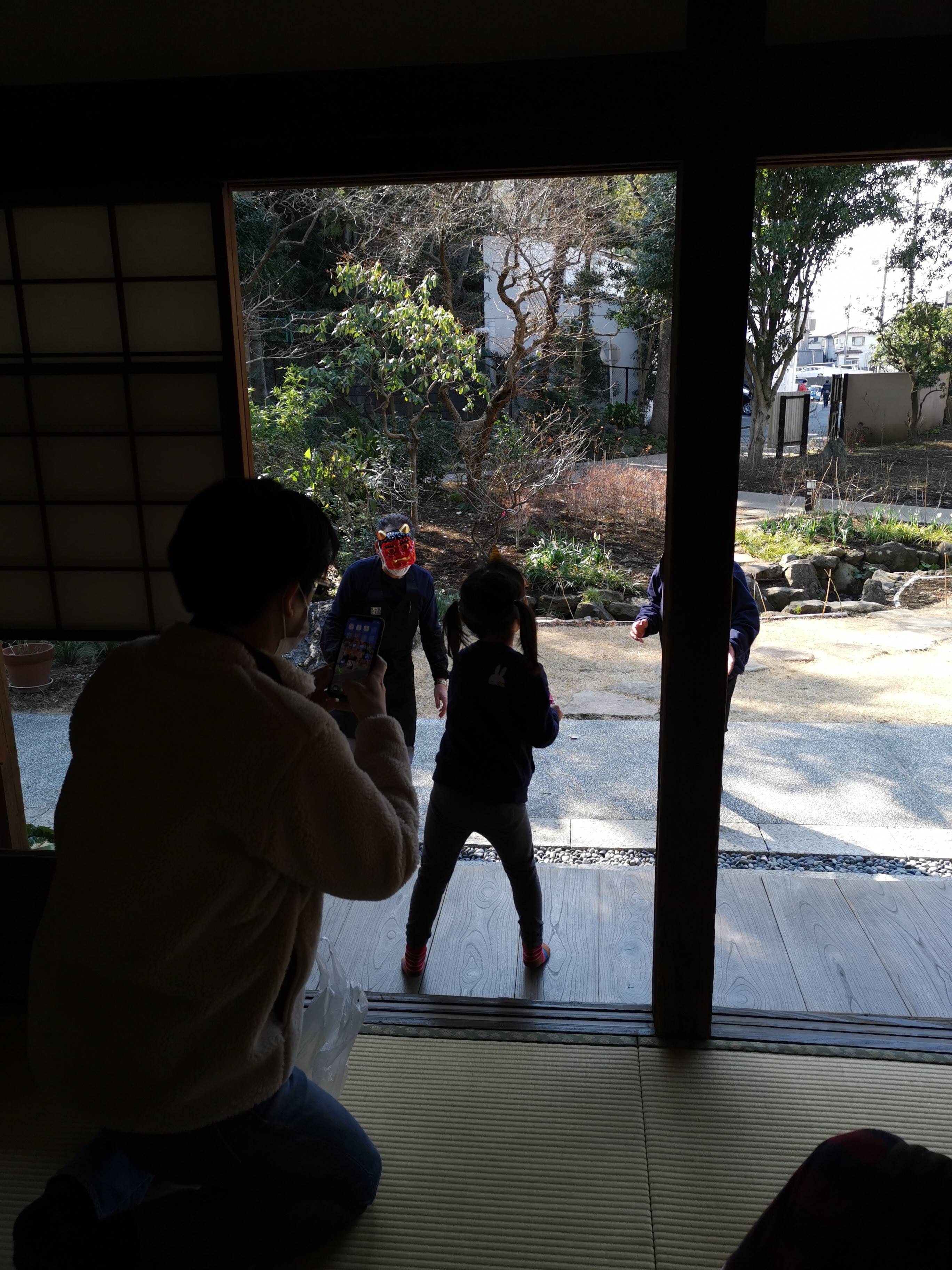 節分の豆まきを行いました。の写真