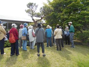 園内ガイドが開催されました。