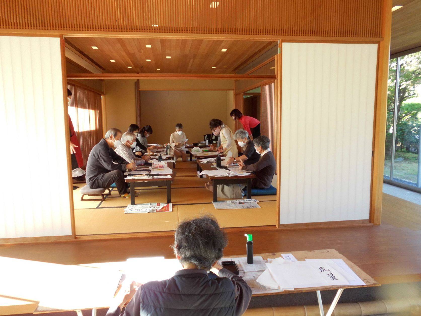 書を楽しむ講座が開催されました。の写真