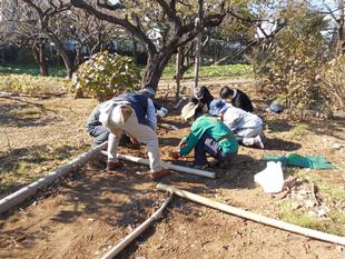 園芸講座が開催されました。