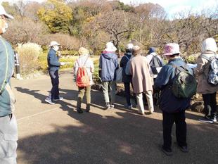 園内ガイドが開催されました。
