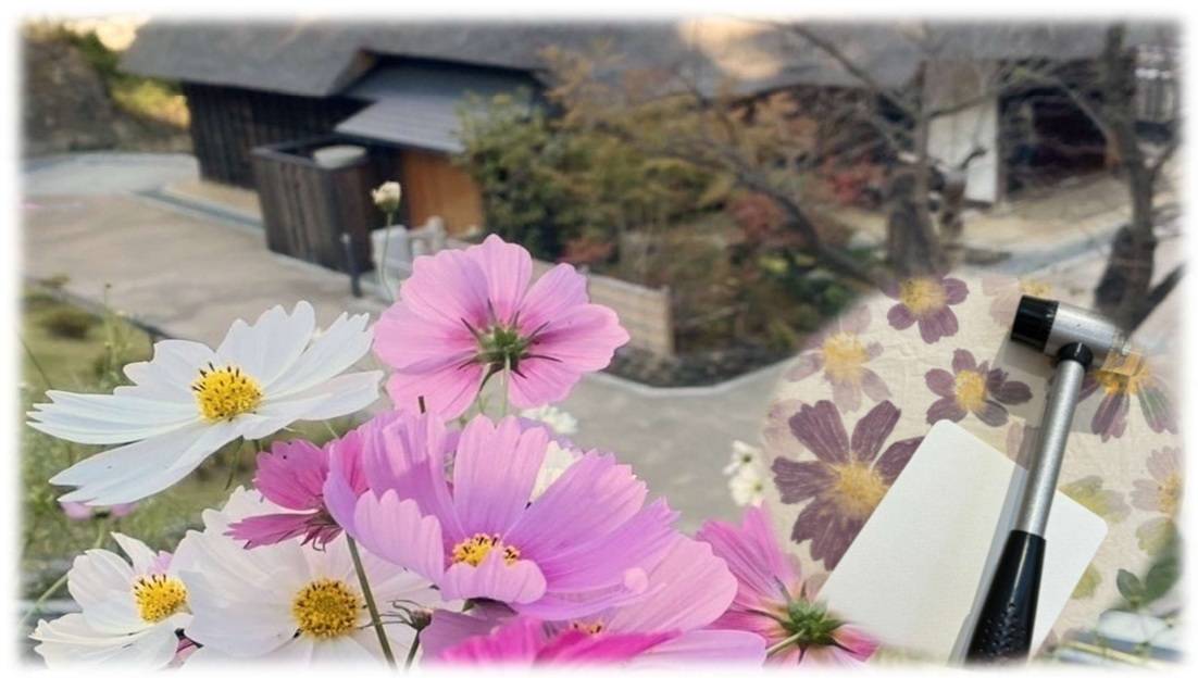 たたき染め～季節の花のカード作り～の写真