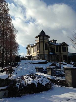 イタリア山庭園の雪景色