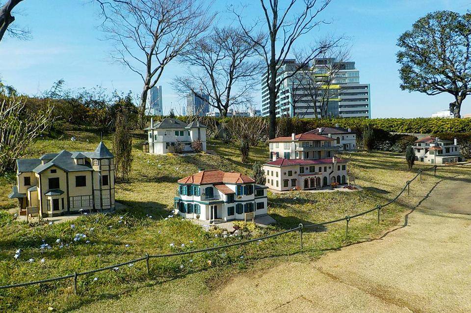 山手イタリア山庭園_小さな西洋館の丘.jpg