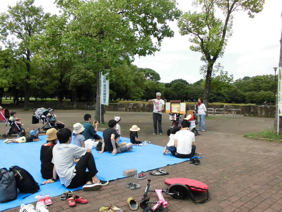 夏休み最後の紙芝居おじさんの写真