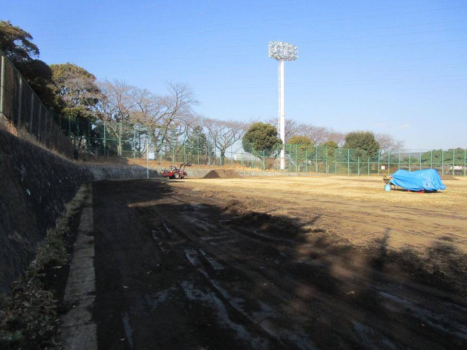 野球場の冬期整備-その2-の写真