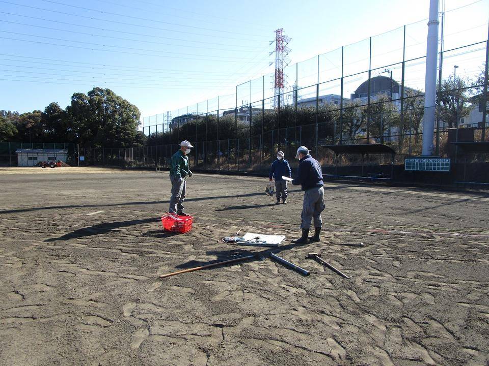 野球場の冬期整備-その3-の写真