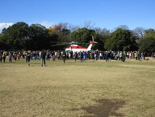 横浜市航空消防隊ヘリコプター離着陸訓練【2024年12月8日】