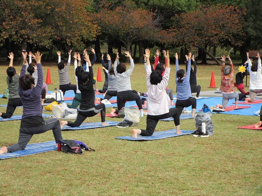 青空ヨガの写真 (3).jpg