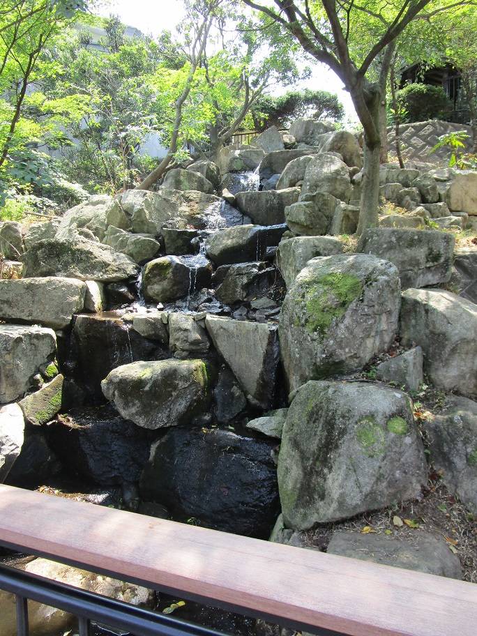 滝の写真 (2).jpg