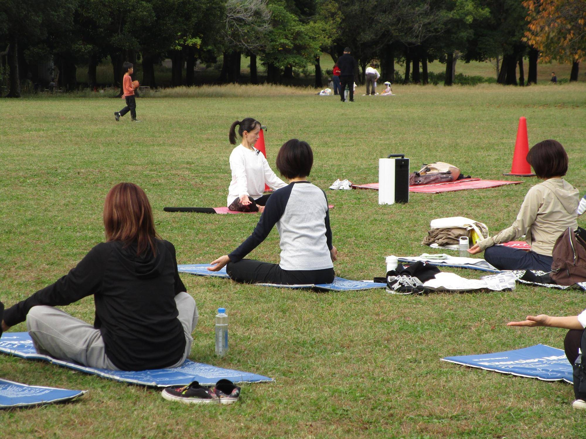 青空ヨガ (2).jpg