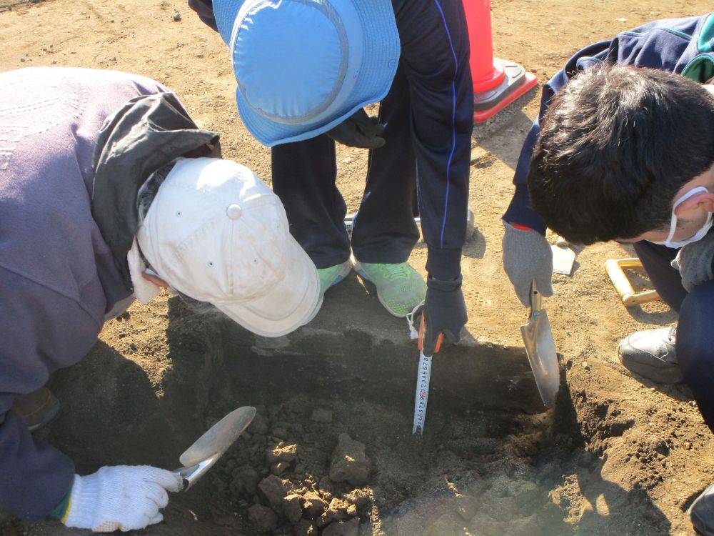 野球場ボランティア活動 (2).jpg