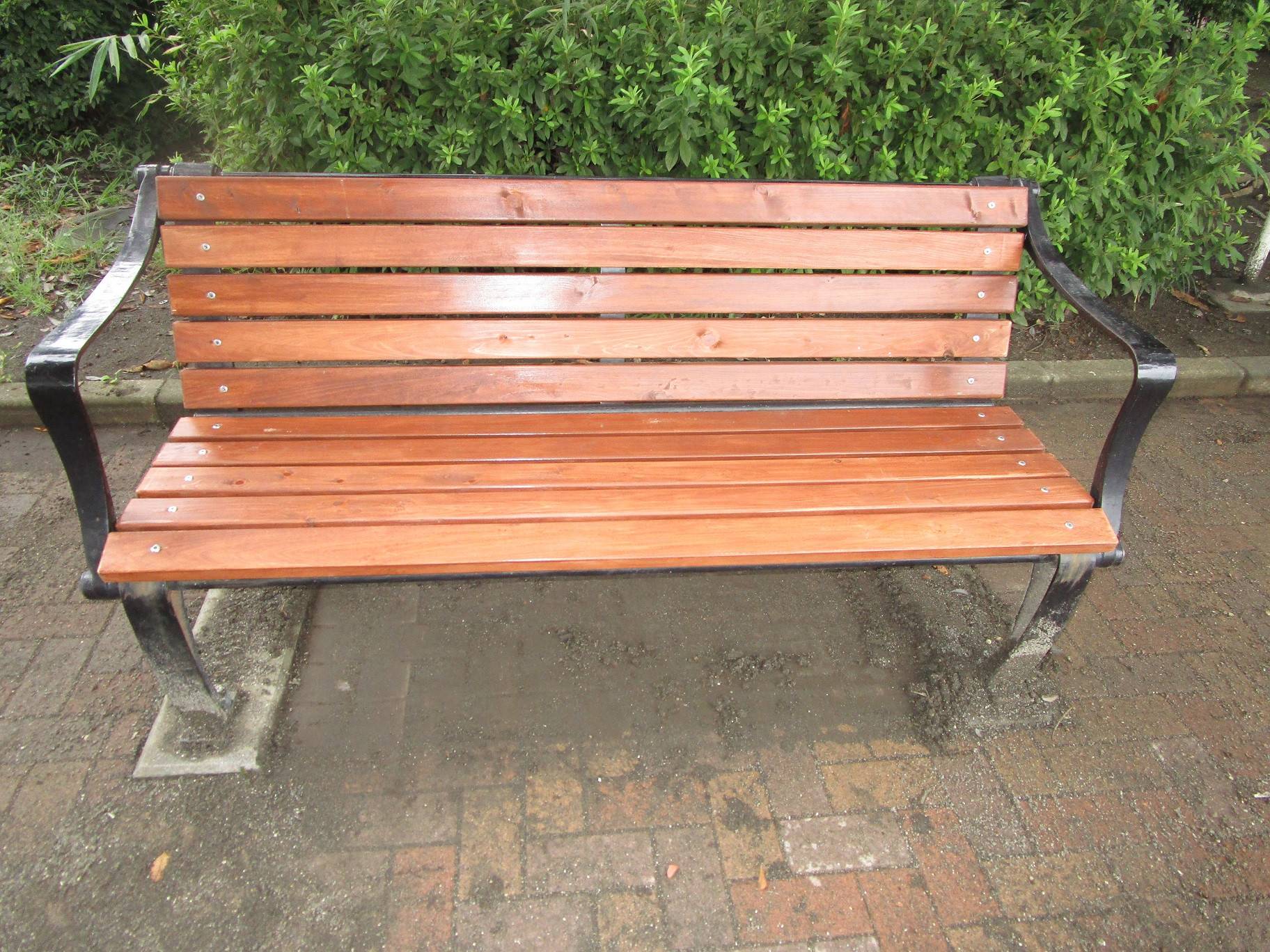 ベンチリーニューアル (6).jpg