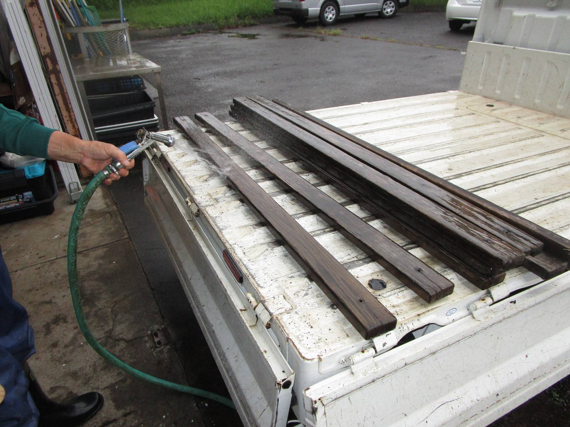 ベンチリーニューアル (2).jpg