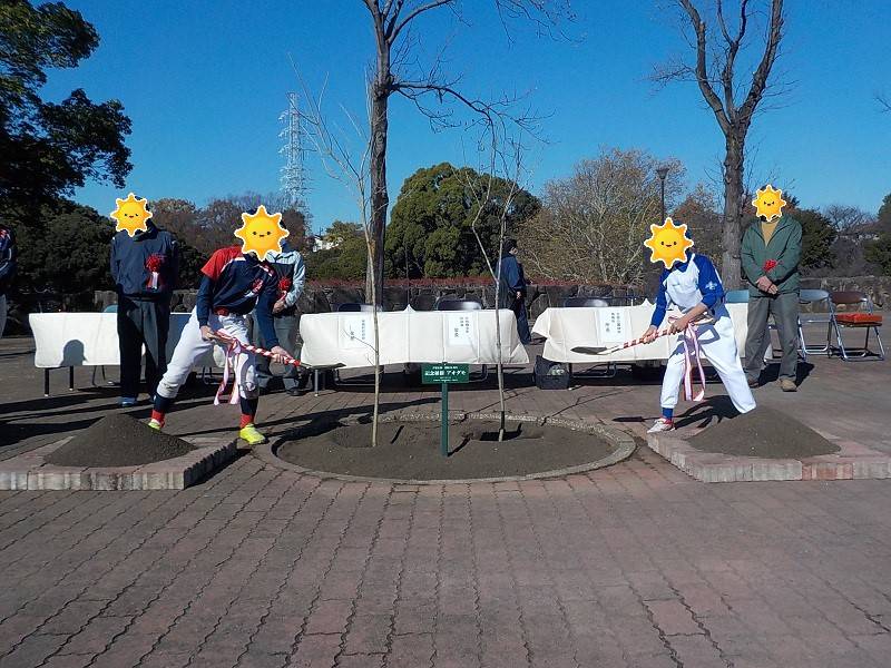 アオダモ植樹式 (6).jpg