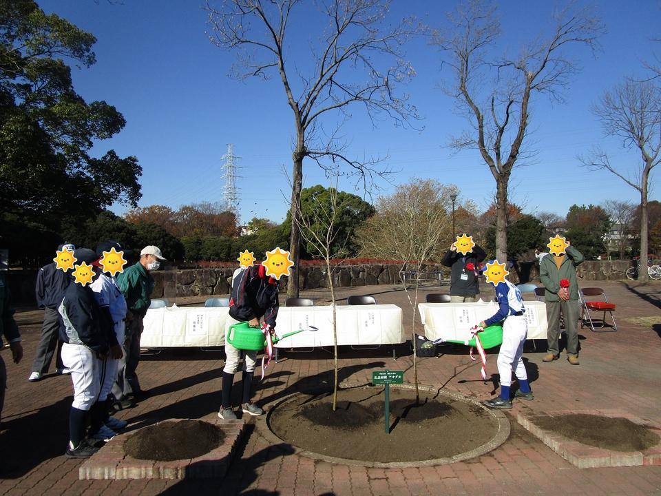 アオダモ植樹式 (7).jpg