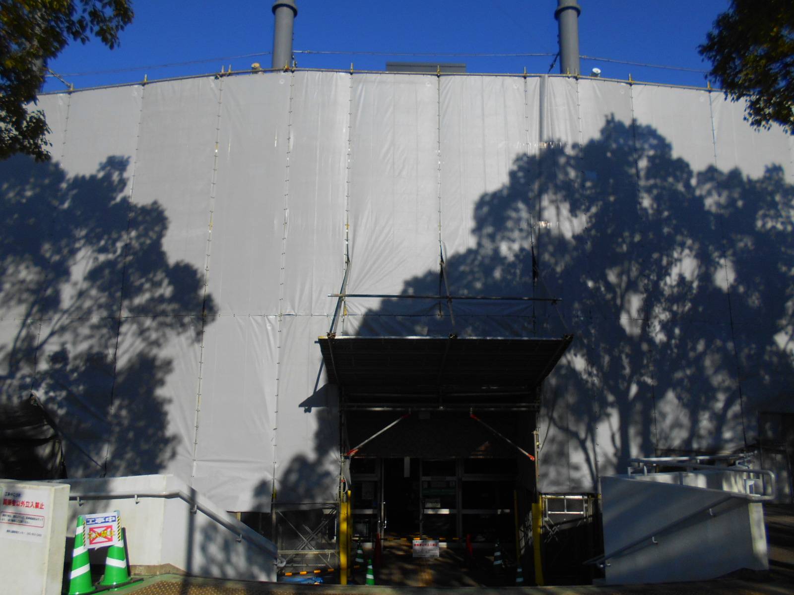 年末のグラウンド整備の写真