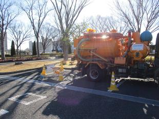 俣野公園で働く🚙クルマ