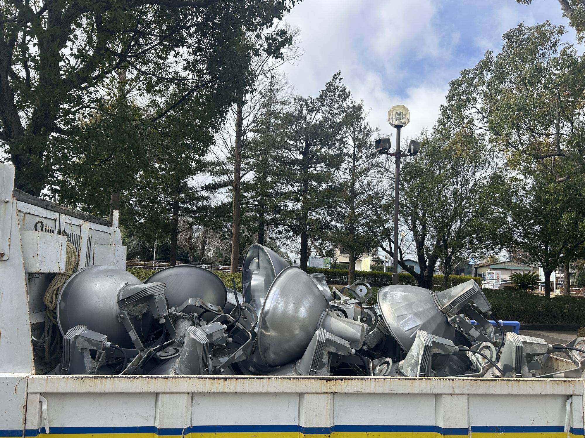 ナイター照明工事中にお邪魔します💡の写真