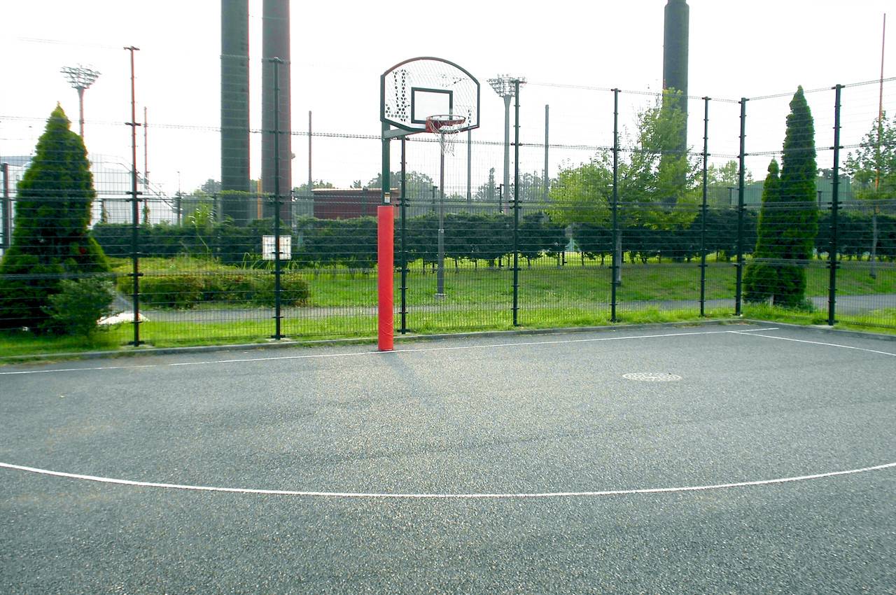 俣野公園_バスケットコート.jpg