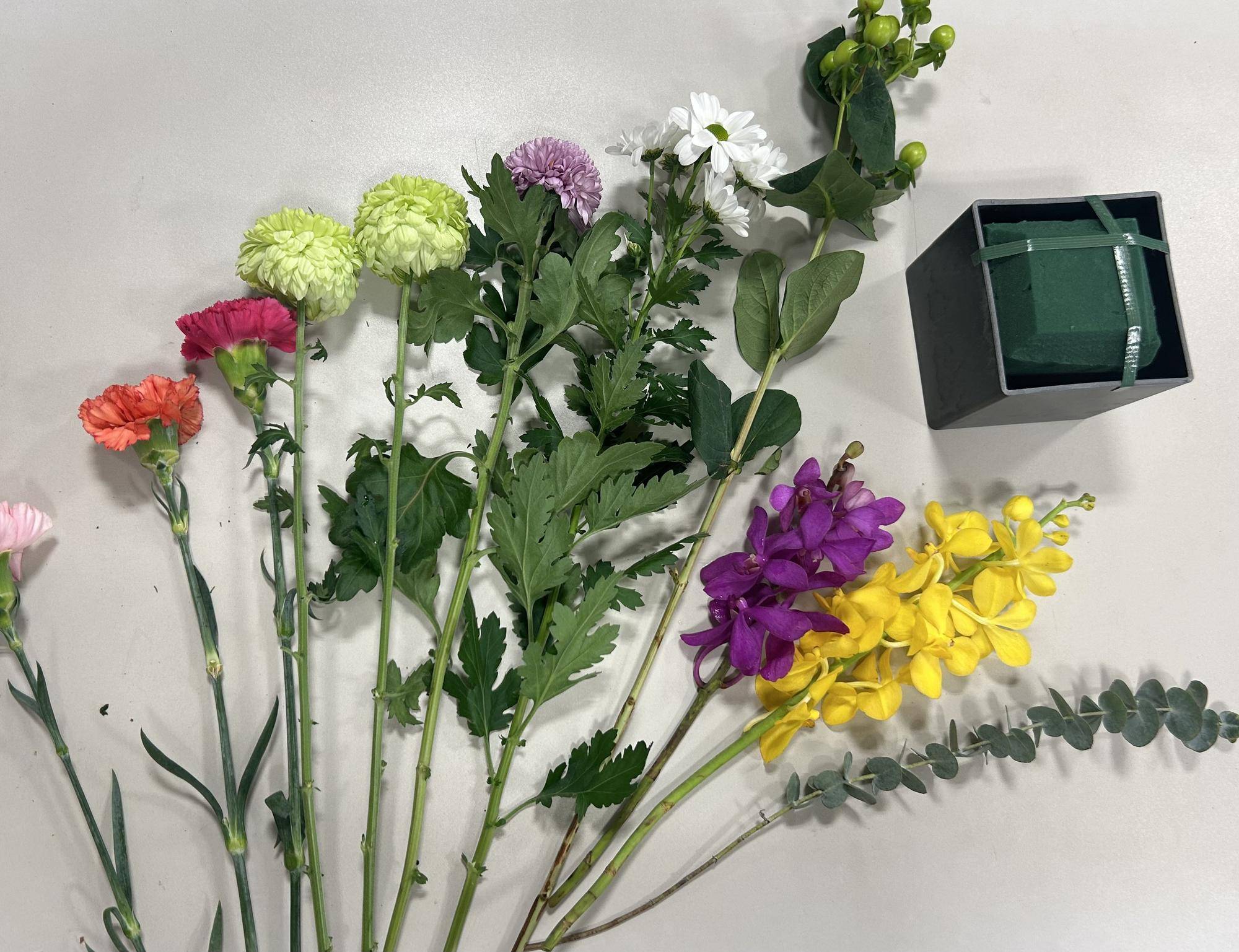 アレンジ材料の配布 (2).jpeg