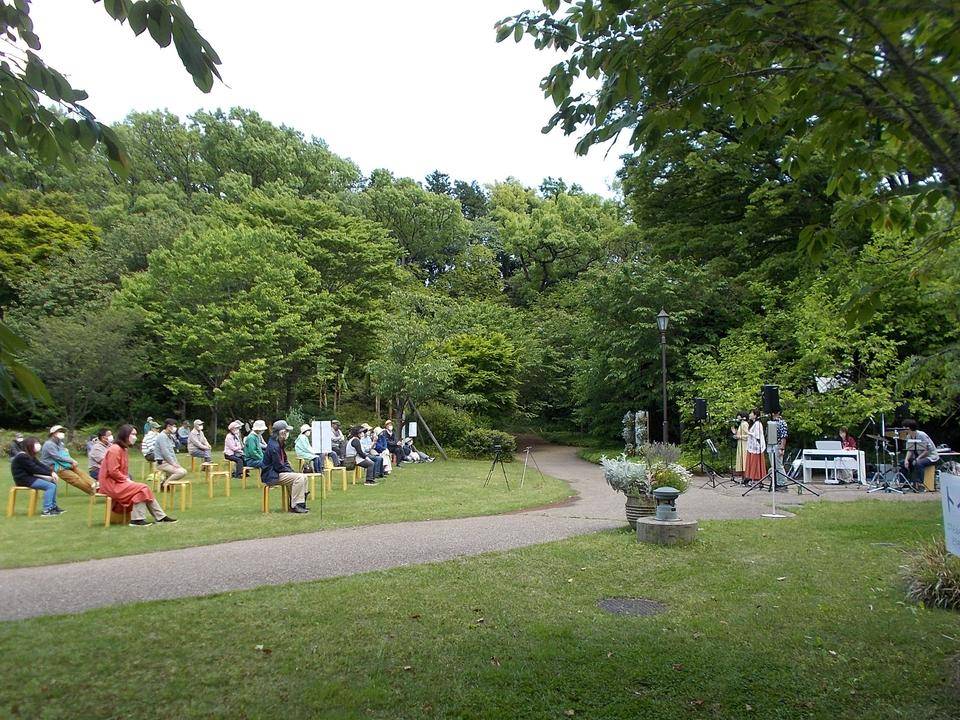 つつじ祭り ガーデンコンサートの写真