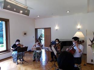 夏の日のリビングコンサート