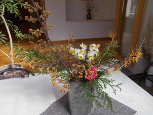 向春の館内装飾