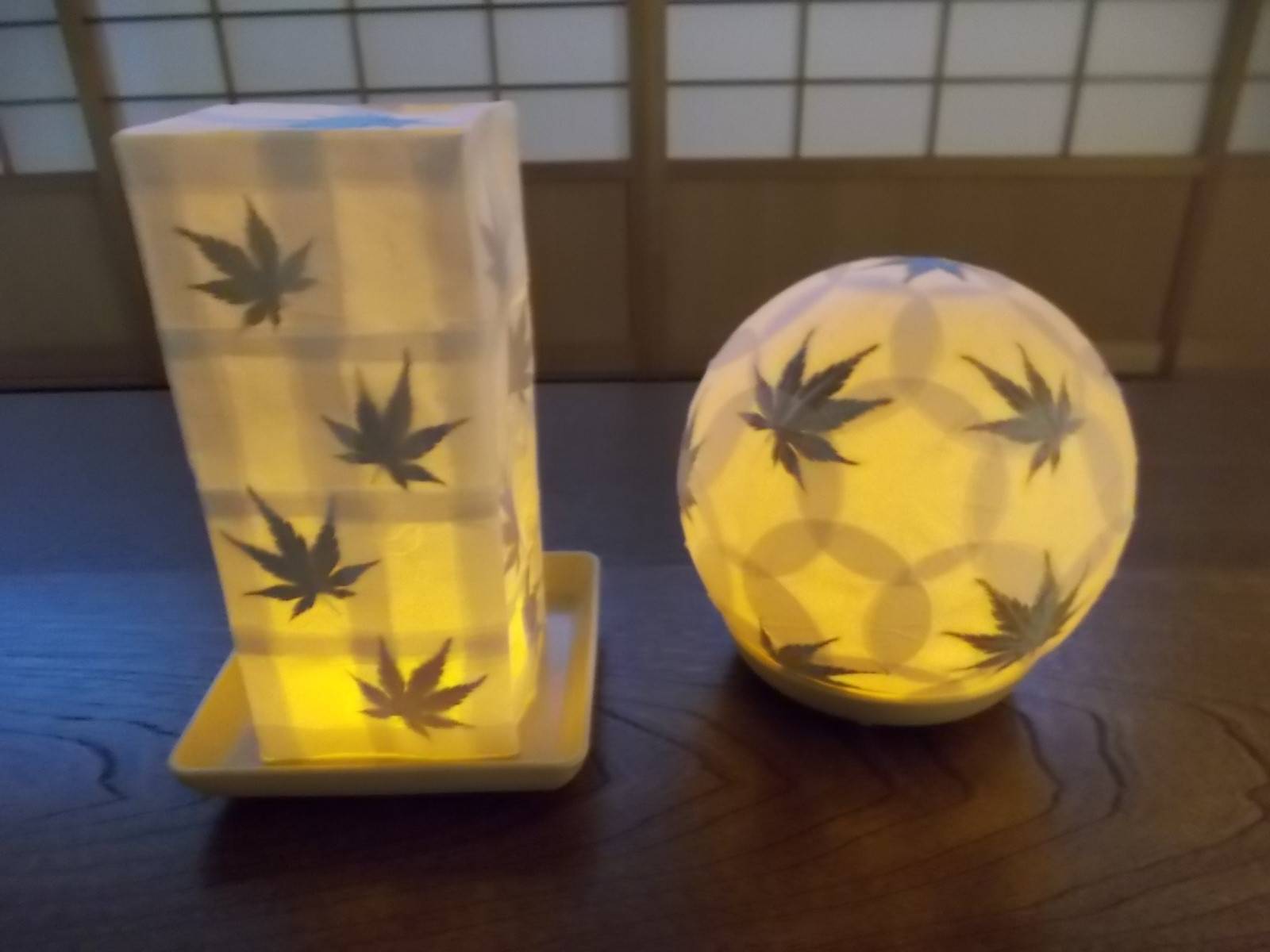 月夜野工房　ランプ　紅葉　もみじ　クラフト 月夜野工房 ランプ 紅葉 もみじ クラフト - メルカリ