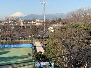 三ツ沢公園周辺からの富士山です