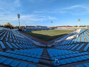 「ニッパツ三ツ沢球技場　芝生にふれよう！」を開催しました