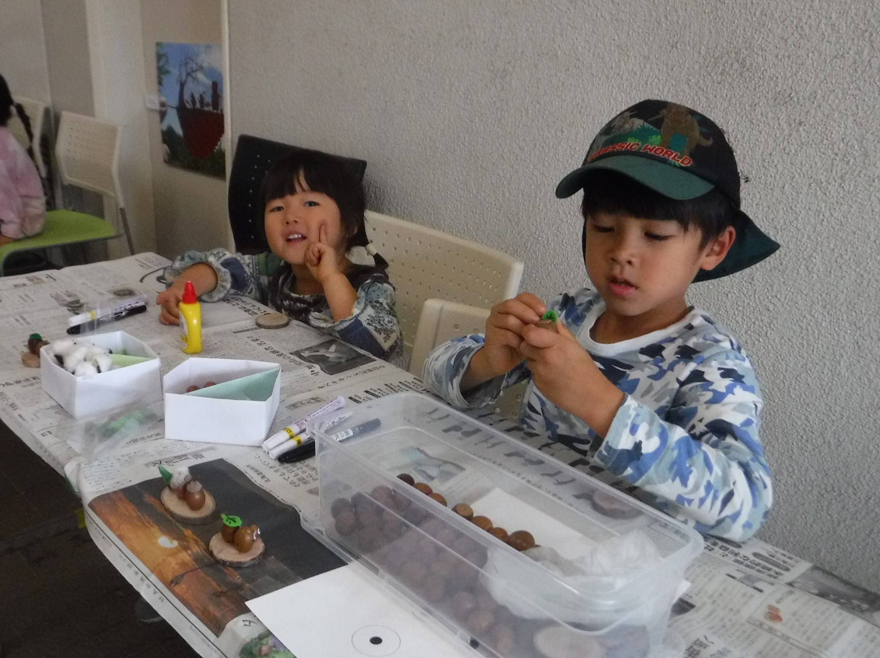 〇工作1 左2人カット済.jpg