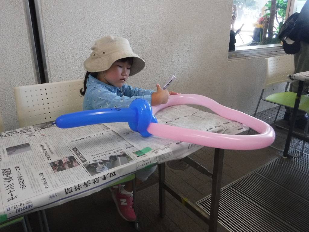 〇バルーン3 子とバルーン.jpg