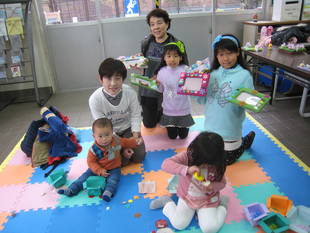 3月おしゃべり場:写真立てをつくろう！