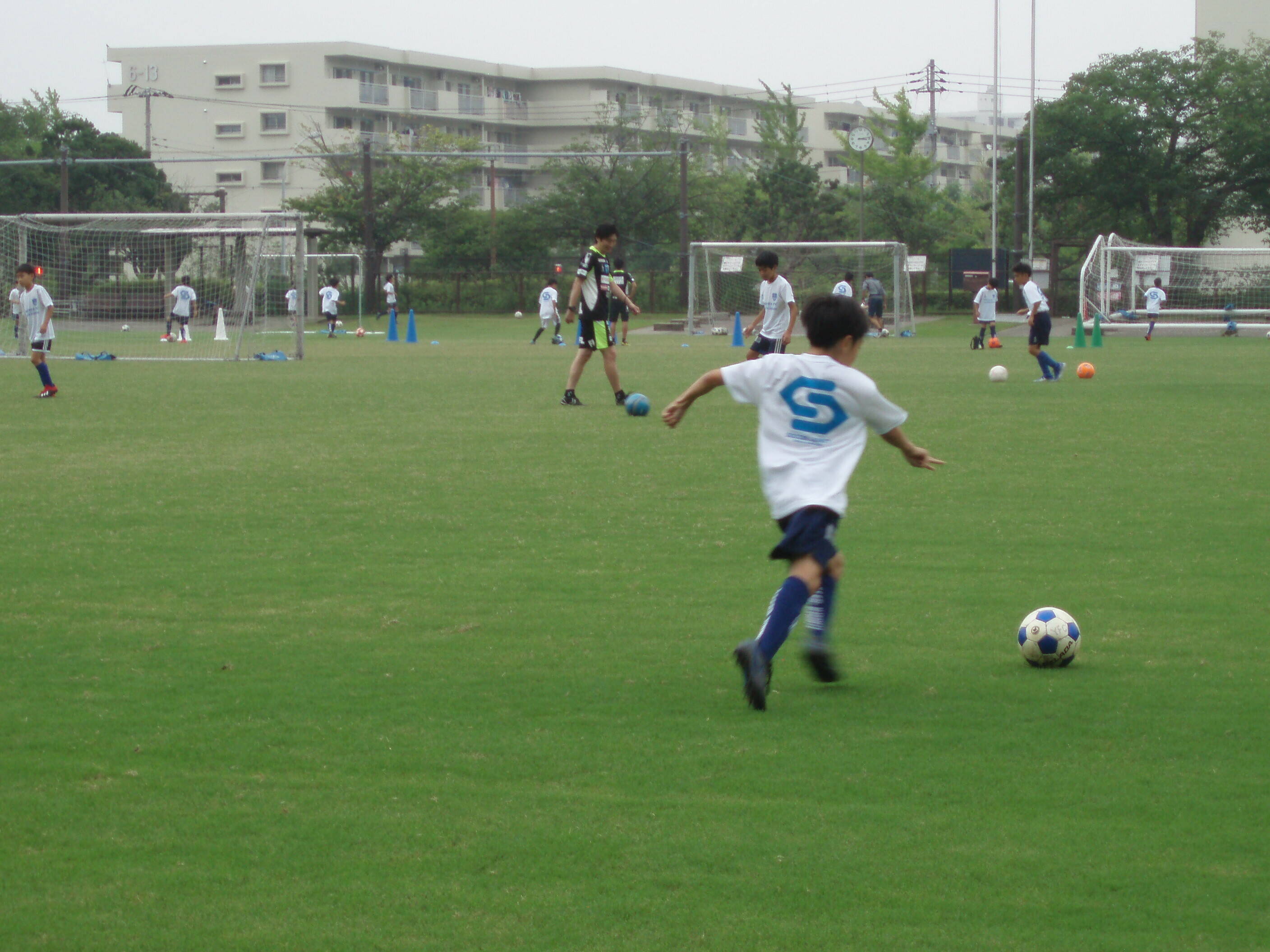 横浜ｆｃサッカー教室開催 ブログ 長浜公園公式サイト 公益財団法人 横浜市緑の協会