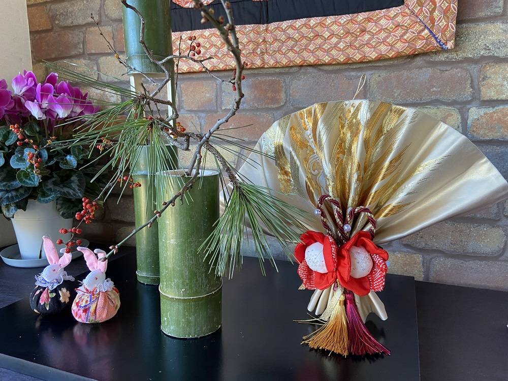 カフェのお正月装飾2.jpg