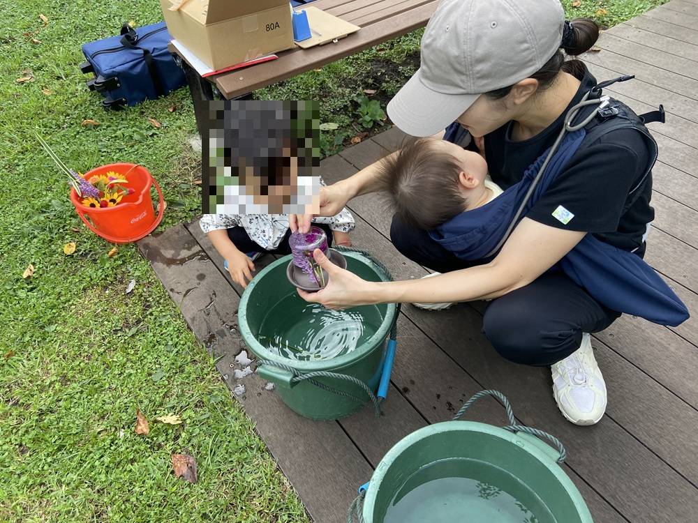 水中花を作っている様子.jpg