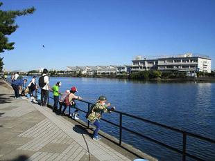 釣り体験教室を開催しました