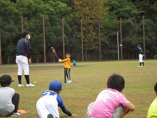 「やきゅうあそび」を開催しました。