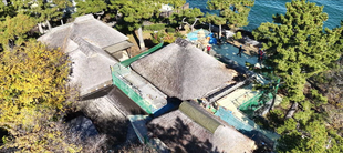   博文邸【時をつなぐ伝統技術：茅葺屋根修繕の現場より】