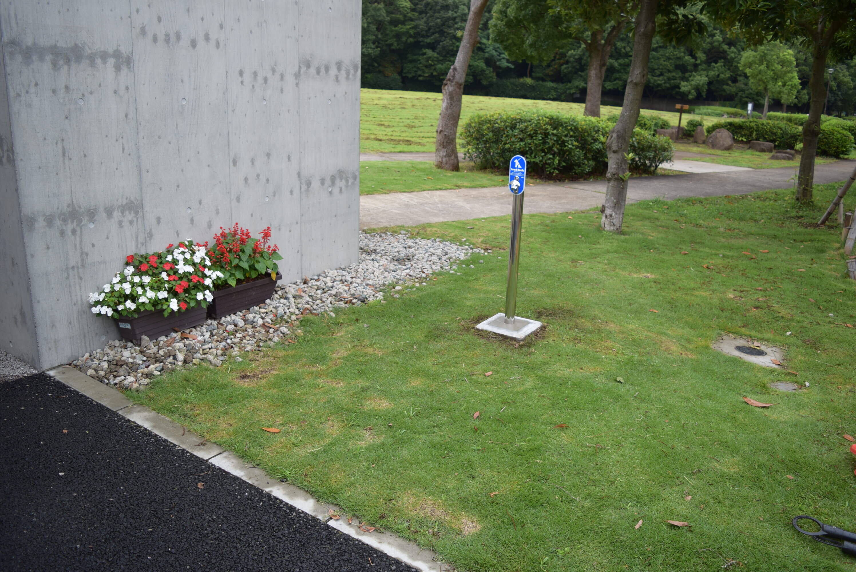 リードフックを設置しました。の写真