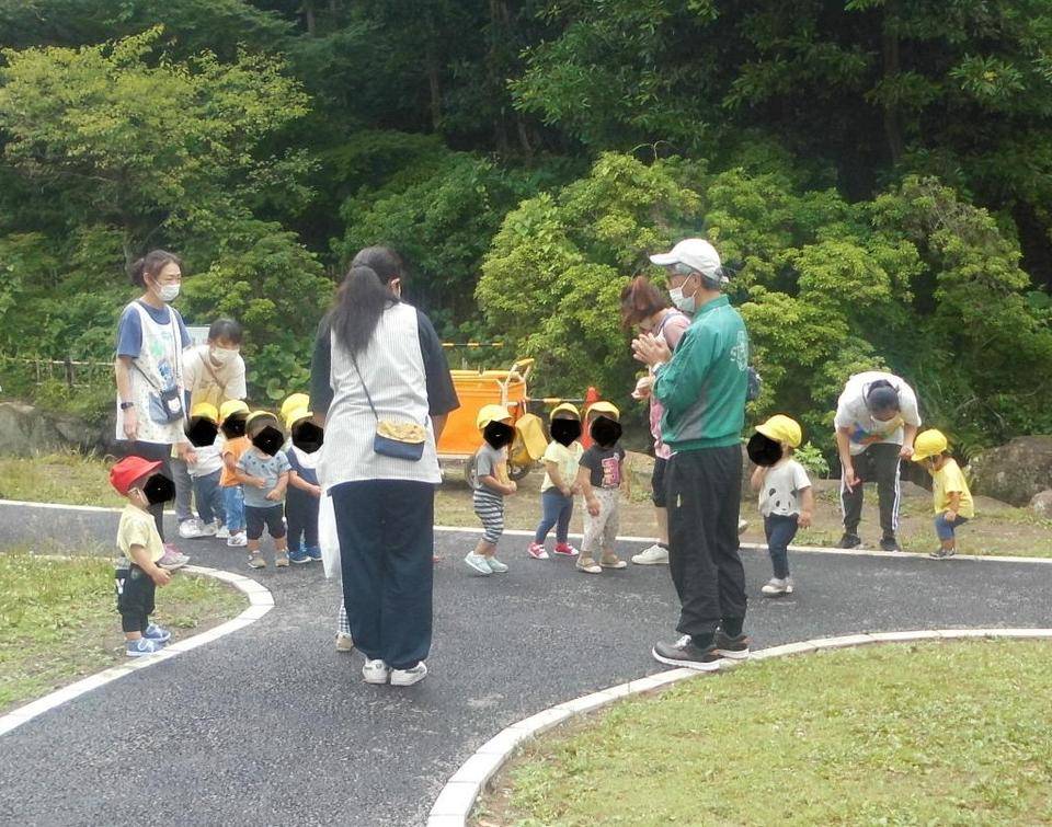 梅もぎ大会の写真