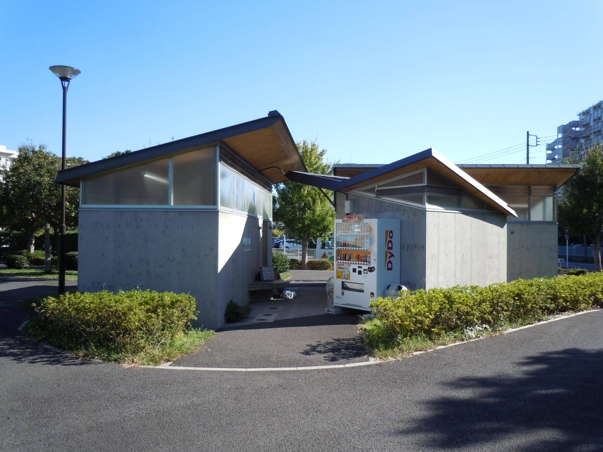 自動販売機を新しく設置しました。の写真