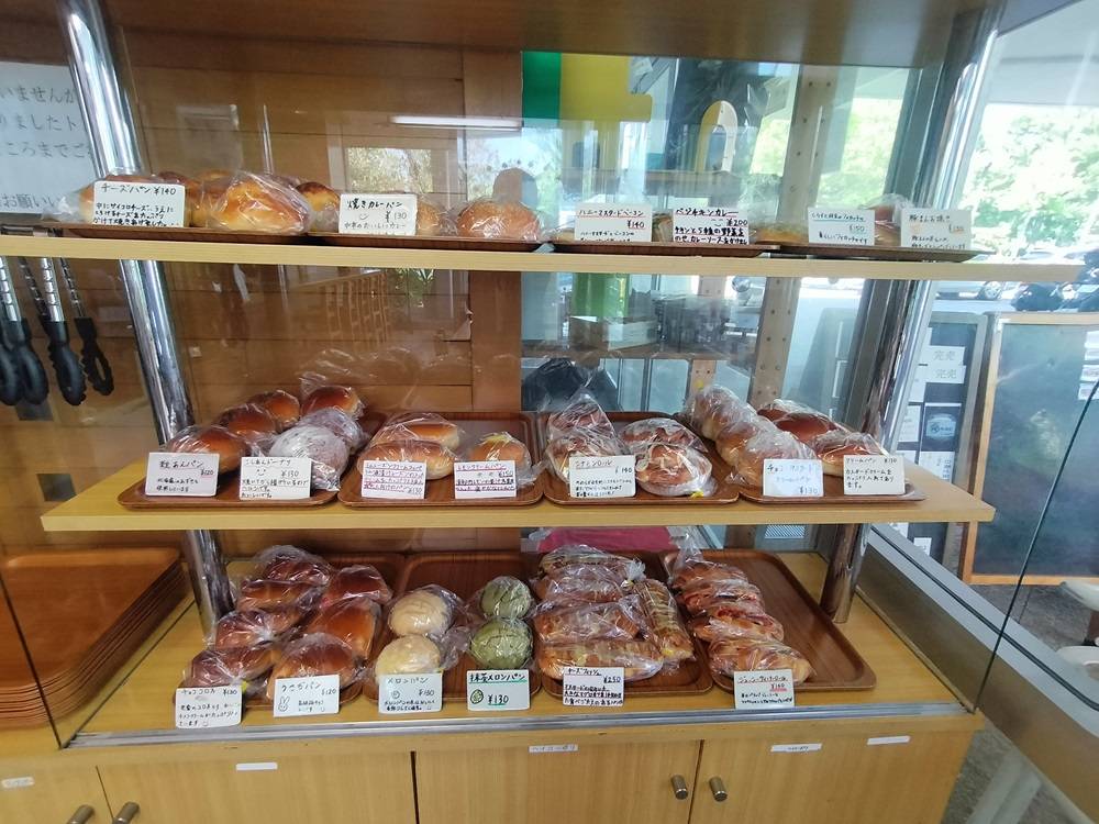 パンの品揃え.jpg