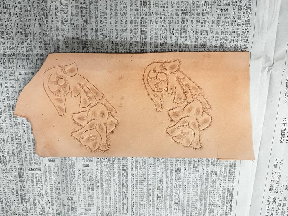 革打ち抜き.jpg
