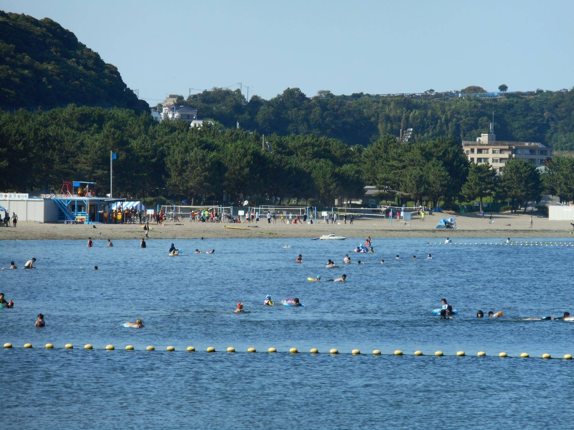 海水浴 