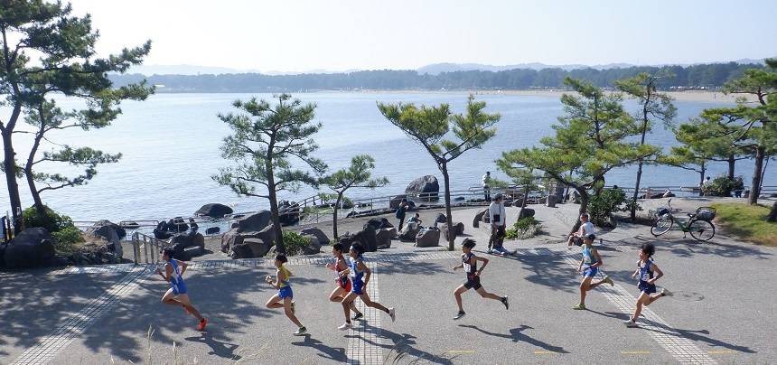 「神奈川県中学校駅伝大会」が開催されました!!の写真